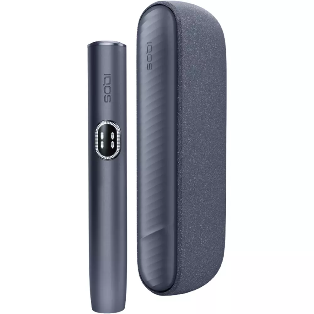 IQOS ILUMA i Kit tobacco Heets device with sleek design and heating chamber, used for heated tobacco consumption.